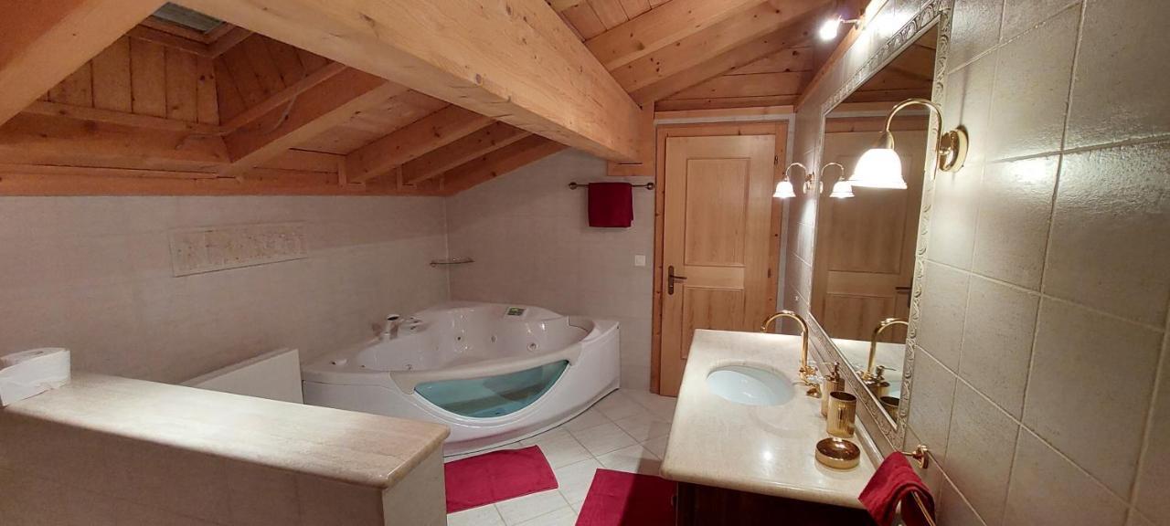 Chambre D'Hotes L'Ours Bleu 莱迪亚布勒雷 外观 照片